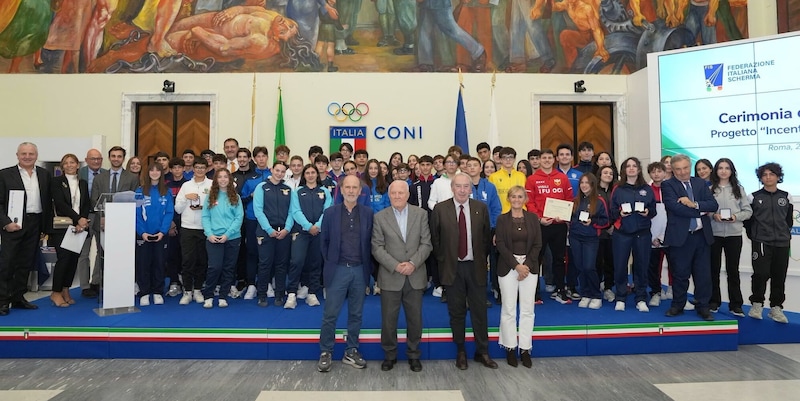 La scherma al Salone d’Onore del CONI: tutti per il protocollo FIS-Bambino Gesù