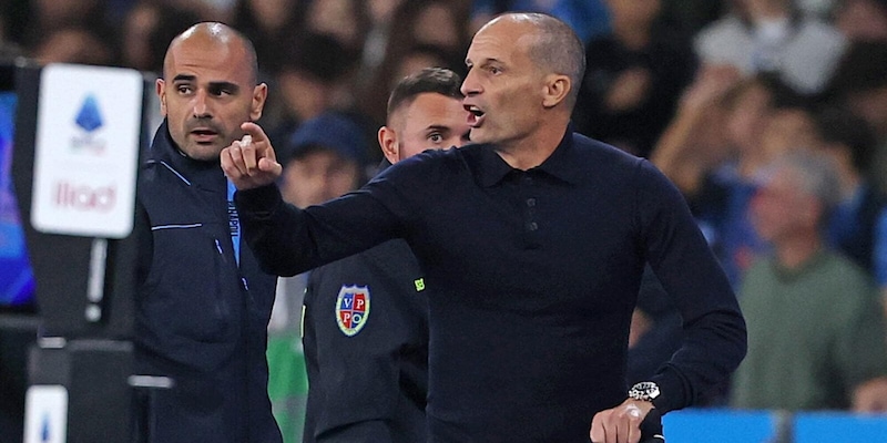 Retroscena Allegri, la frase a microfoni spenti dopo la Roma: "Gli hanno messo la Champions in tasca, sempre loro..."