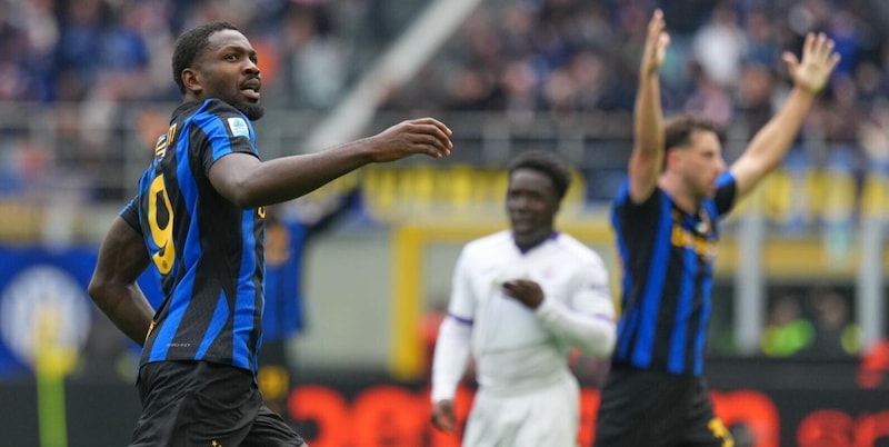 Inter infinita, Viola sfinita