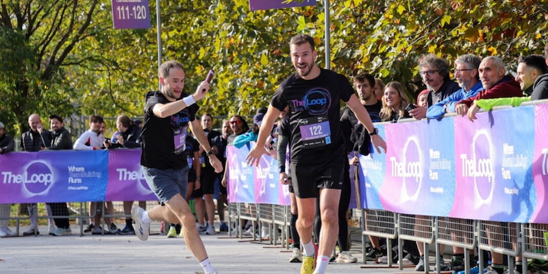 Si è svolta The Loop Milano: a CityLife ben 150 staffette in corsa per sport e solidarietà