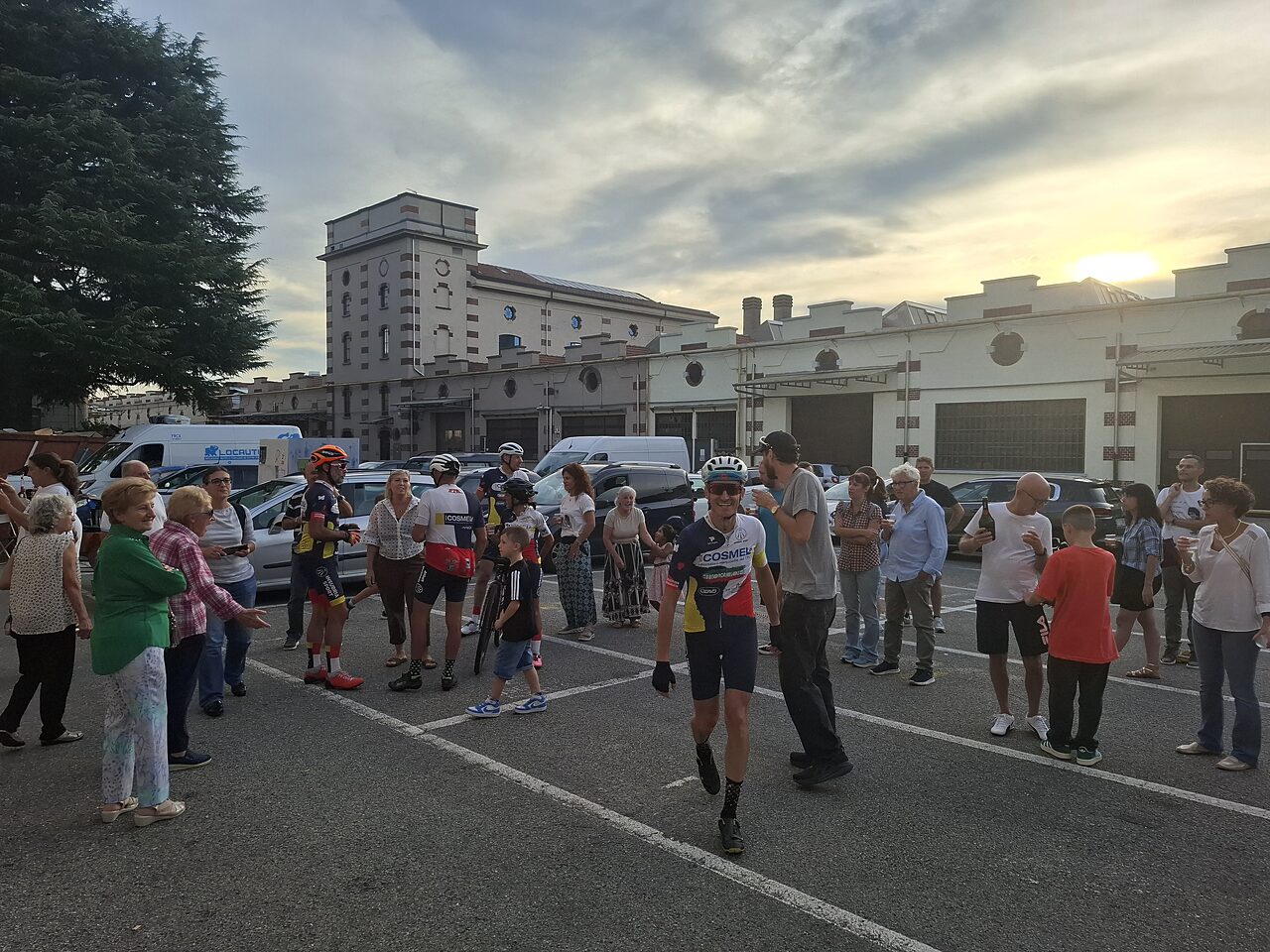 Dalla Valle d’Aosta a Gallarate: in bici contro il bullismo, la depressione e il ritiro sociale