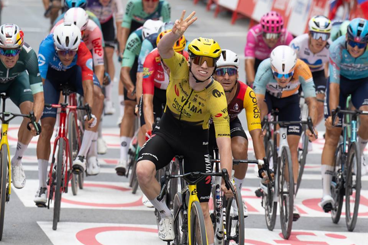 Matthew Brennan va velocissimo, terza vittoria in volata alla Vuelta