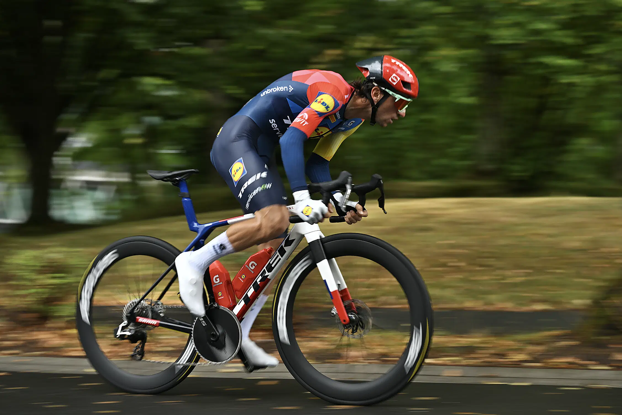 "Non vedo l'ora di correre con Tom Pidcock": Ciccone firma tre anni con la Pinarello Q36.5