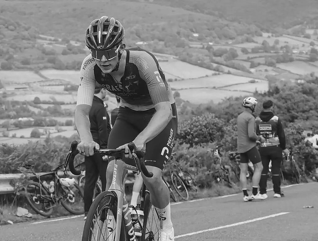 Finlay Tarling, prosegue l'inchiesta sull'incidente mortale alla Volta Portugal