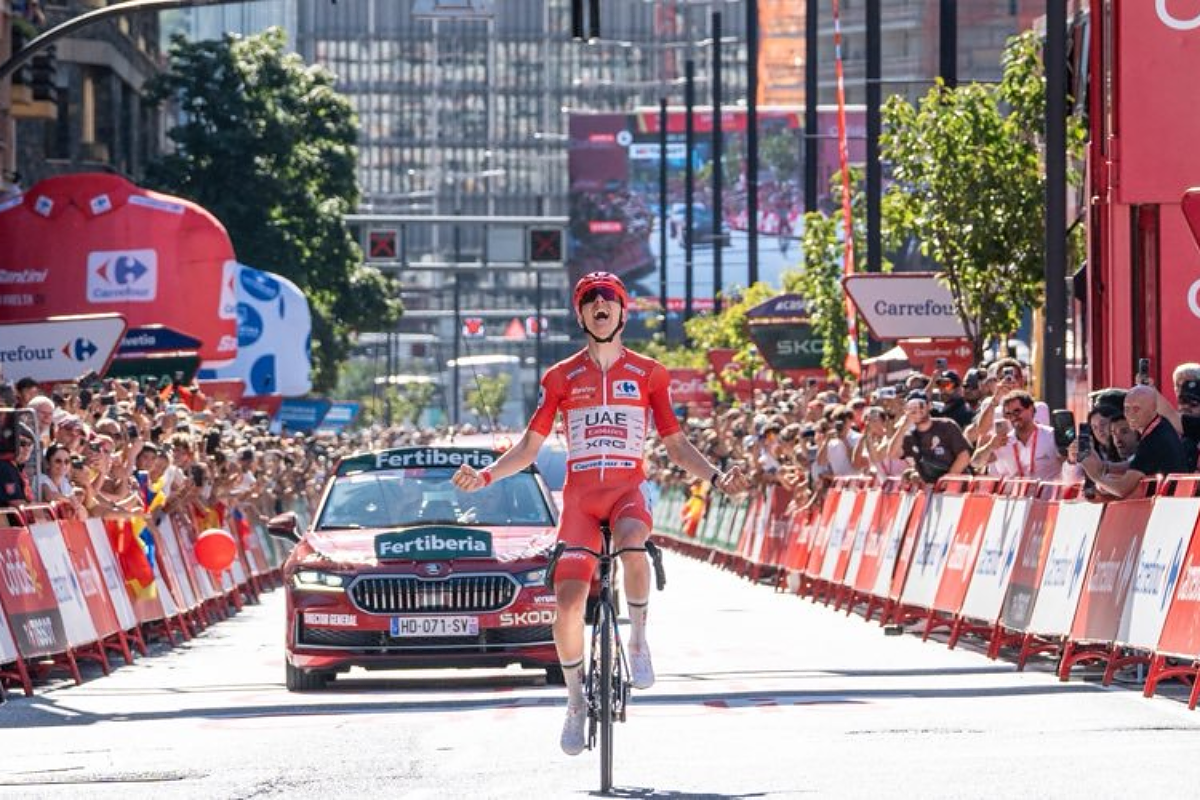 Tadej Pogačar ha vinto la Vuelta a España prima di arrivare in Spagna