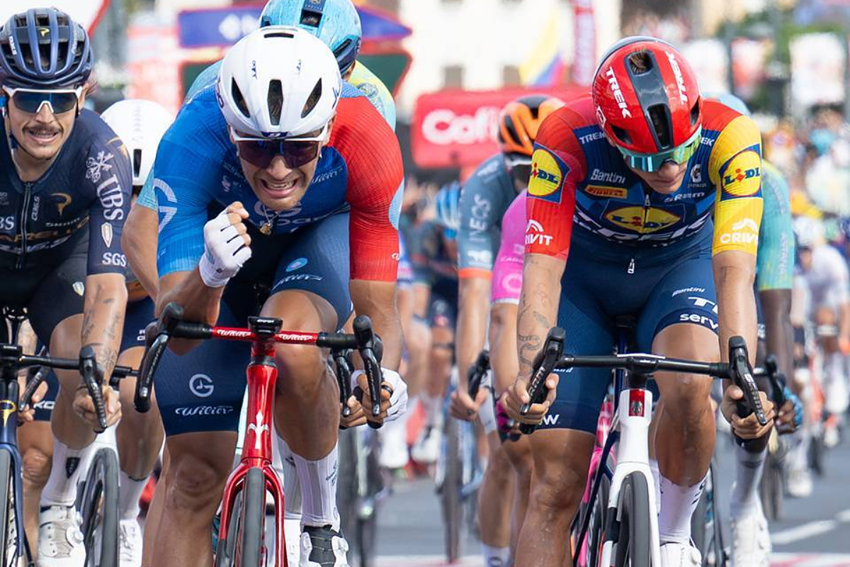 Alla Vuelta regna il caos, vittoria a sorpresa di Bastien Tronchon