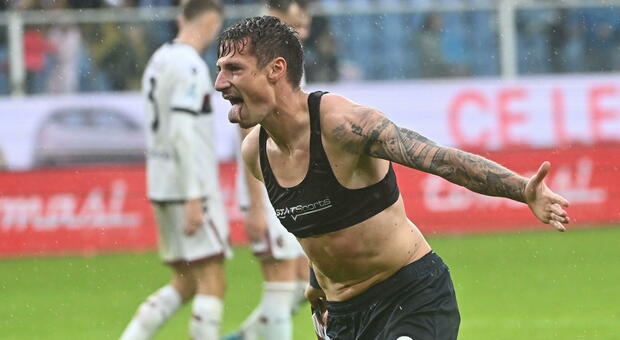 Andrea Pinamonti, chi è il nuovo attaccante della Lazio: età, altezza, carriera, stipendio, vita privata