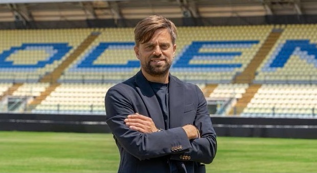Serie B, l'anticipo è Cremonese-Modena: Giampaolo ritrova Galloppa. Il programma della seconda giornata e dove vedere le partite in tv