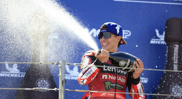 MotoGp, Marc Marquez vince ad Aragon: Bezzecchi arriva terzo. Cadono Bagnaia e Morbidelli