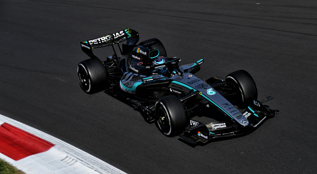 GP d'Italia, libere 3: Russell si conferma leader, ma Hamilton lo insidia da vicino