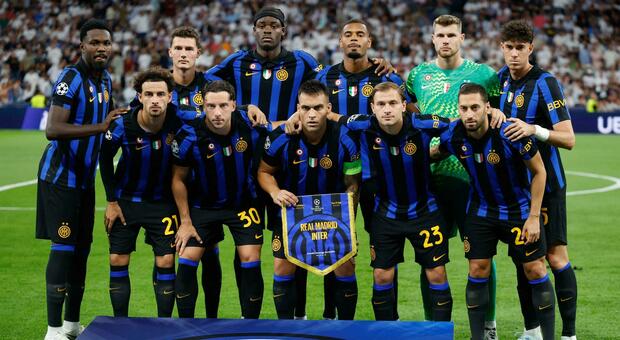 Inter senza sponsor contro ill Real Madrid: il divieto della Uefa (che riguarderà anche la Roma)