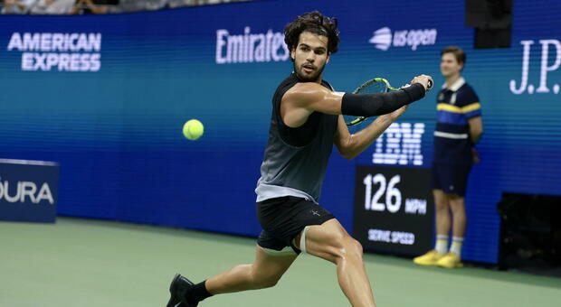 Us Open, Alcaraz eliminato ai quarti di finale: Ben Shelton vince in 5 set, la partita finisce alle 3 e mezza a New York