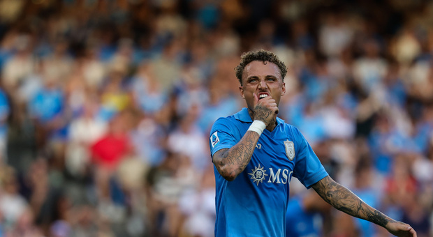 Napoli-Arsenal, Noa Lang escluso dai convocati per ragioni disciplinari. Cosa è successo