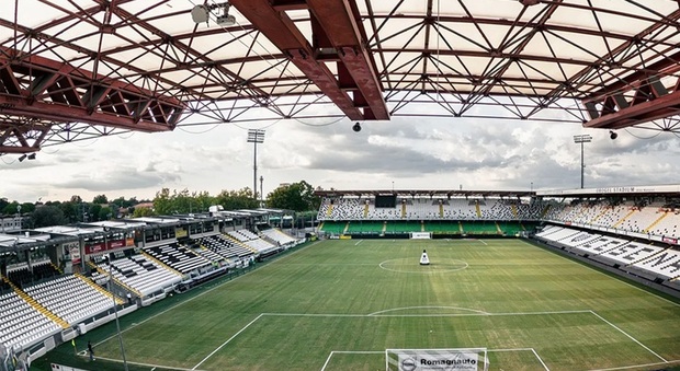 Cesena-Cremonese, la società emiliana attiva il servizio di audiodescrizione rivolto ai tifosi ciechi e ipovedenti