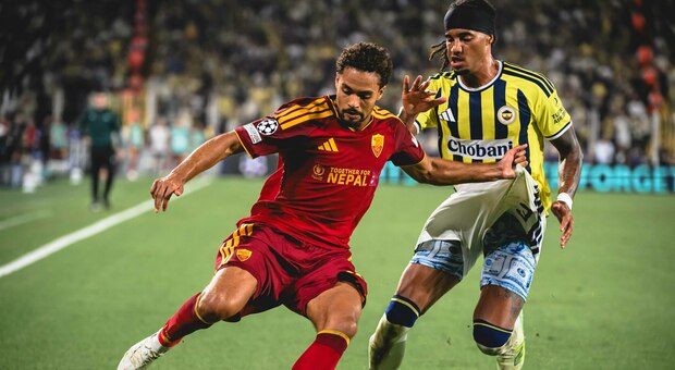 Fenerbahce-Roma, le pagelle: Wesley in ritardo (5), Cristante metronomo (7), Muriqi troppo poco (4,5), Malen si vede poco (6)