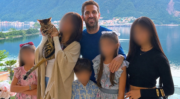Fabregas e le accuse degli affitti non pagati. Il proprietario di casa: «Mi deve oltre 60 mila euro»