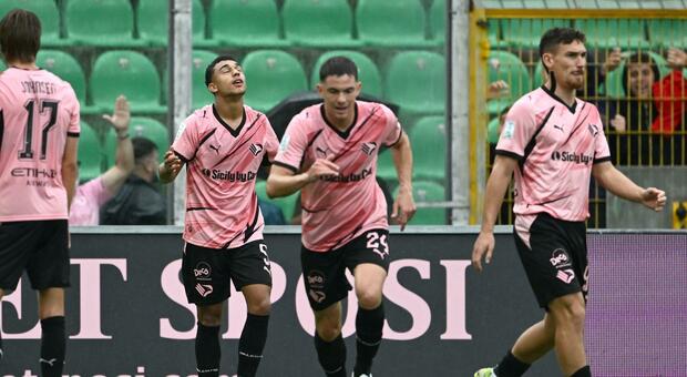 Serie B, Palermo scatta da solo in testa. Mantova salvo contro il Pisa. Verona di forza