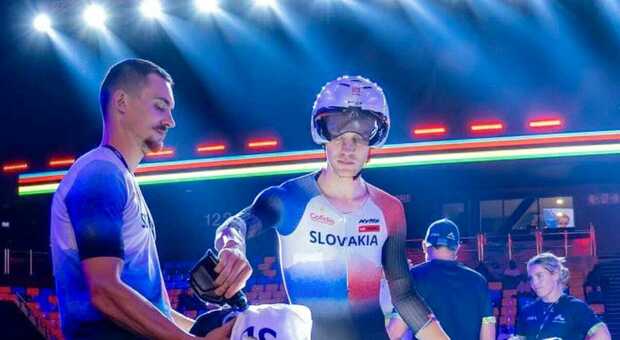 Mondiali ciclismo, Slovacchia senza corridori: i titolari vengono sostituiti da un massaggiatore. Ecco perché