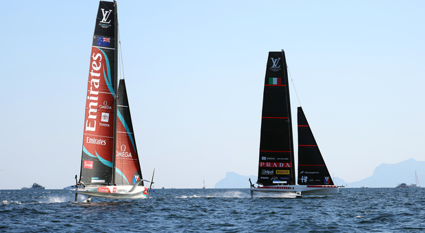 America's Cup, Luna Rossa batte New Zealand e vince la regata preliminare di Napoli