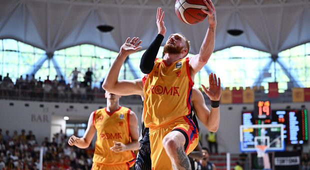 La BC Roma domina Tortona 108-70 e trova la prima vittoria in campionato. La Maxima perde a Bologna 98-89