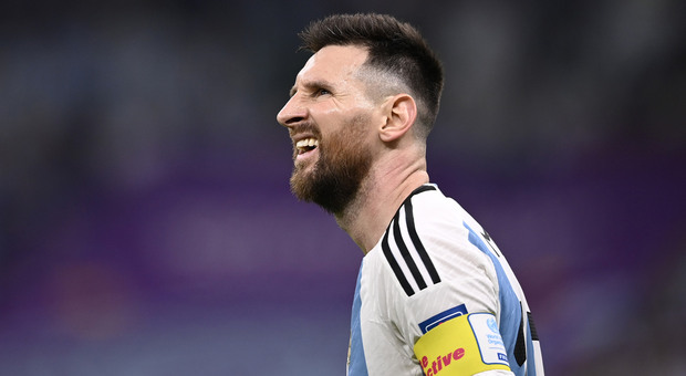 Messi dice addio all'Argentina, ora è caccia all'erede. A Buenos Aires la festa di 12 ore