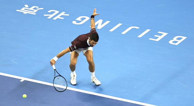 Djokovic da record: vince l'Atp 500 di Pechino, trofeo numero 102 in carriera. Davanti solo Connors e Federer