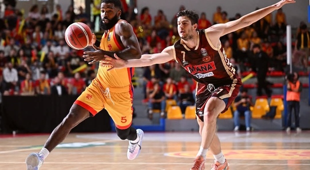 BC Roma sconfitta in casa 98-104 da Venezia. Domani la Maxima a Tortona. Big match tra Napoli e Olimpia Milano