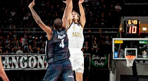 Maxima Roma corsara a Tortona, vince 75-89 e risale in classifica. La Virtus Bologna ancora imbattuta