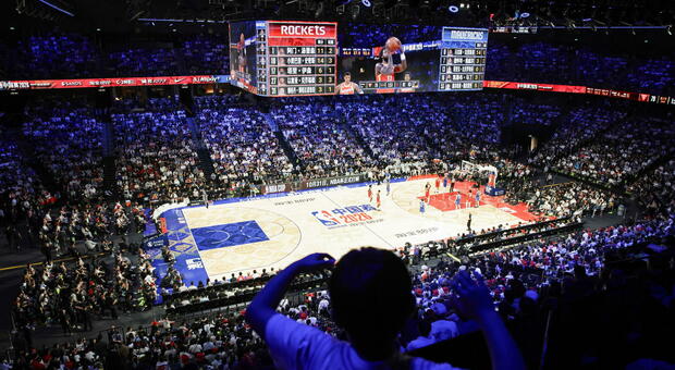 Nba, quando inizia? Il programma, orari e dove vederla in tv e streaming. Le favorite e la variabile LeBron James