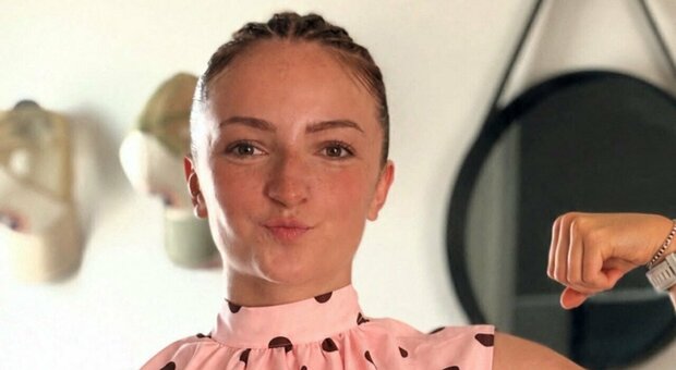 Cléa Menier, morta a 17 anni la giocatrice di rugby dopo un colpo alla testa: cosa è successo