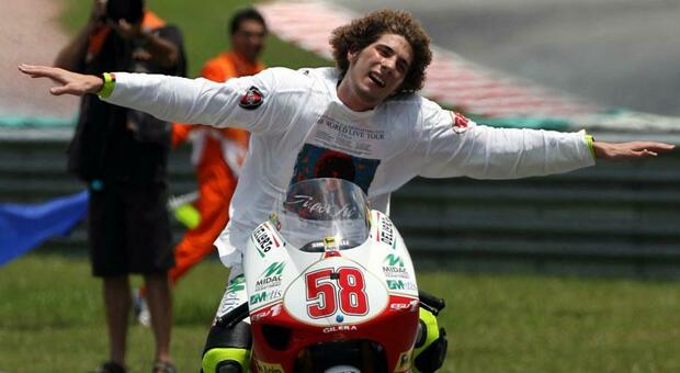 Marco Simoncelli, 15 anni senza il Sic. nel 2011 la tragedia a Sepang, il 58 è un simbolo che non smette di correre