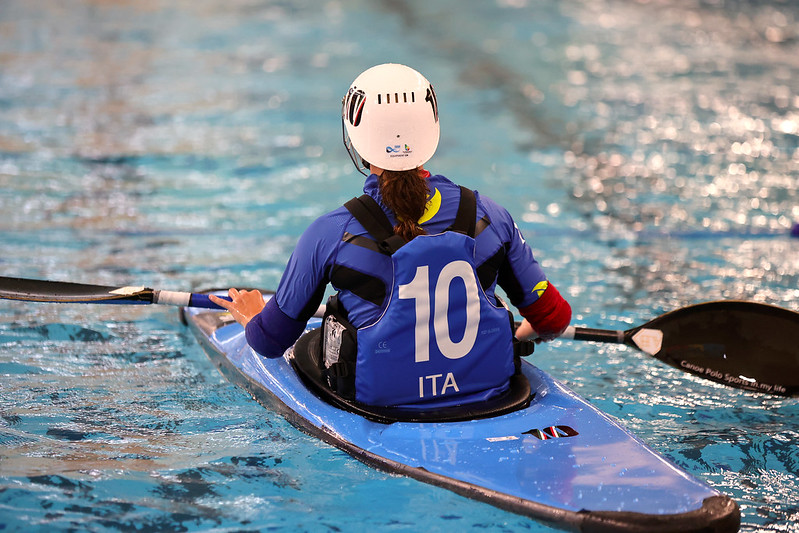 Canoa polo femminile, l’Italia cede di misura alla Polonia nell’esordio ai Mondiali