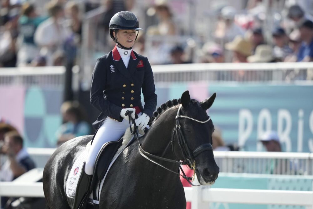 Equitazione: Charlotte Fry regina del dressage mondiale! Bis iridato: per lei anche il freestyle
