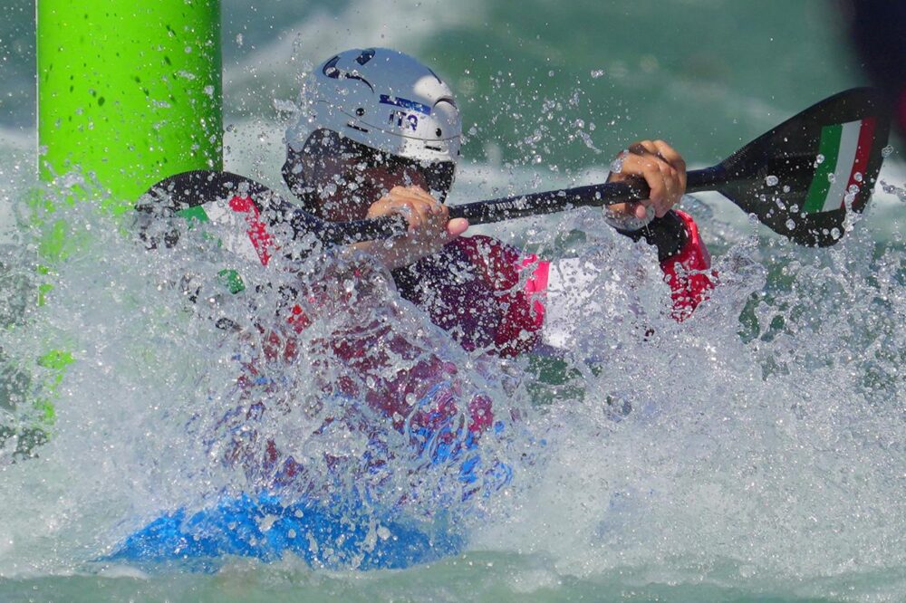 Canoa slalom, De Gennaro e Ferrazzi superano i time trials del kayak cross nella Finale di Coppa del Mondo