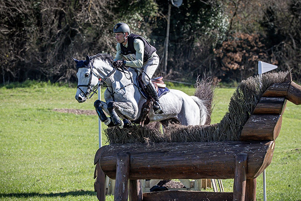 Equitazione: Italia al terzo posto dopo il dressage nel completo di Lignieres