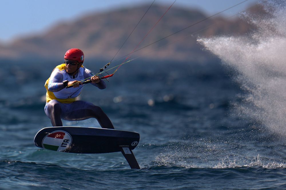 Vela, Riccardo Pianosi consolida la top3 dopo due giornate agli Europei di Formula Kite