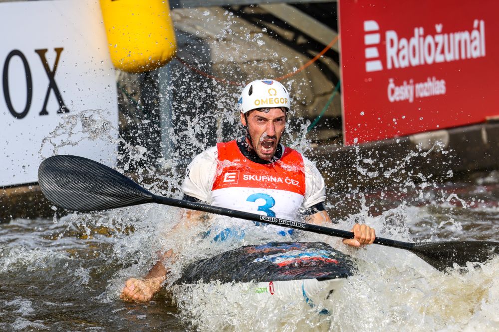 Canoa slalom, l’Italia chiude lontana dalle medaglie nel kayak cross di Coppa del Mondo a Vaires-Sur-Marne