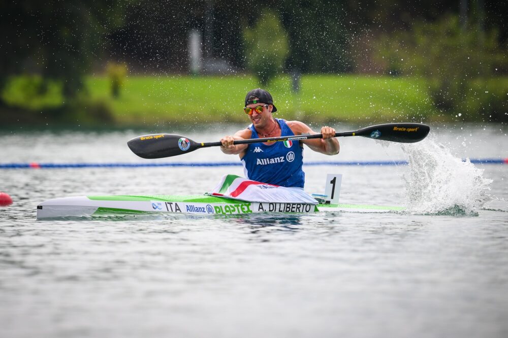 Canoa velocità, Andrea Di Liberto campione del mondo nella specialità non olimpica del K1 200