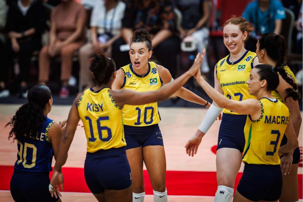 Volley femminile, il Brasile si qualifica alle Olimpiadi! Dominio ai Sudamericani, Gabi MVP. Italia in testa al ranking