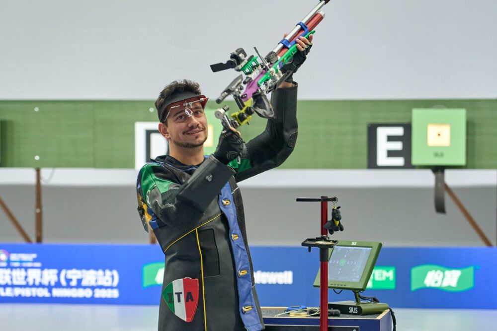 Tiro a segno, acuto di Sollazzo ai Giochi del Mediterraneo! L’azzurro conquista l’oro nella carabina 10 metri