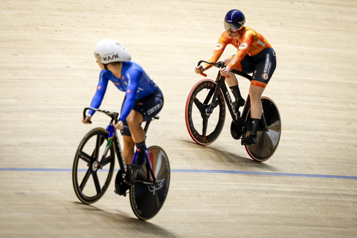 Ciclismo su pista 2026: tanta fatica per gli azzurri nella velocità in mattinata ai Mondiali