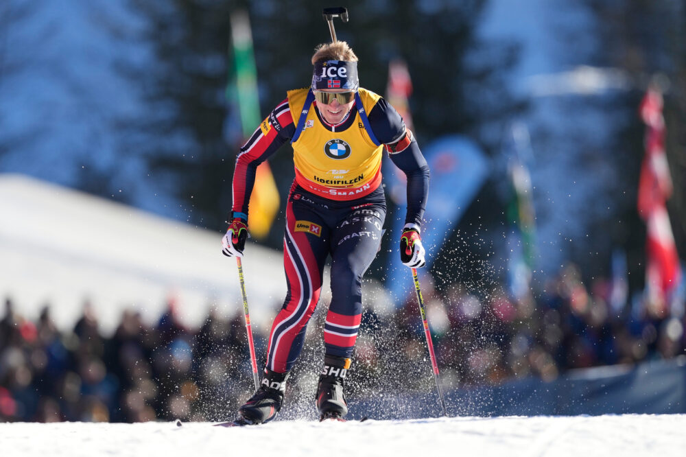 Biathlon, Johan-Olav Botn in ritardo. Tanti malanni e poco allenamento per il rivale di Tommaso Giacomel