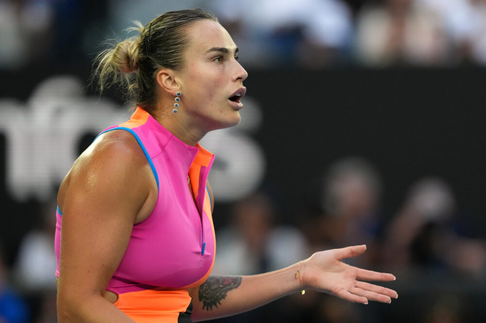 Sabalenka furiosa in conferenza stampa: “Siete una barzelletta”