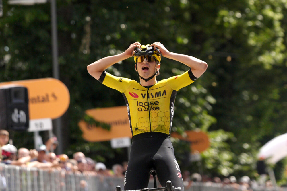 LIVE Vuelta a Burgos 2026, tappa di oggi in DIRETTA: Brennan favorito