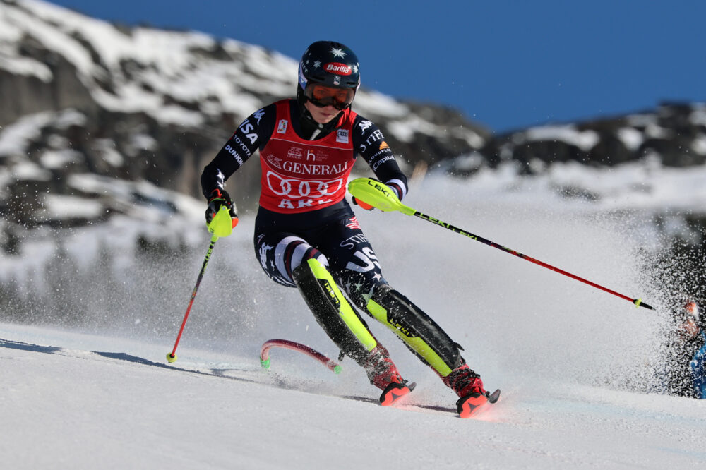 Mikaela Shiffrin annuncia a sorpresa: “Stagione esplorativa, farò meno slalom e più superG”