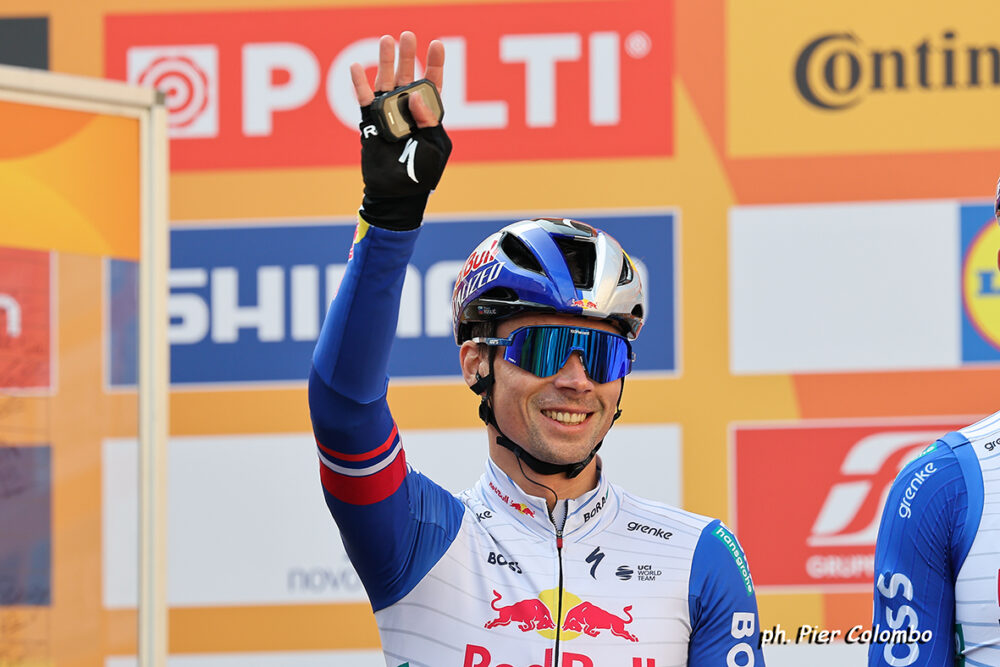 Ciclismo: Primoz Roglic allontana le voci di ritiro. Lo sloveno è conteso da due squadre per il 2027