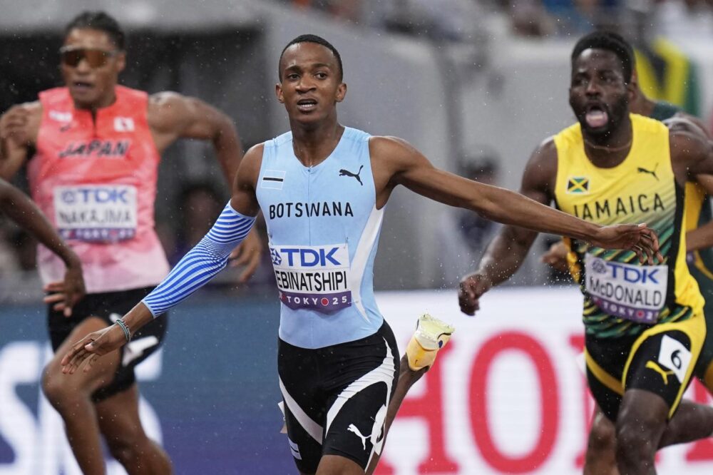 Atletica, grande show a Bruxelles! Kebinatshipi nella storia sui 400, Karalis strappa un record a Duplantis…