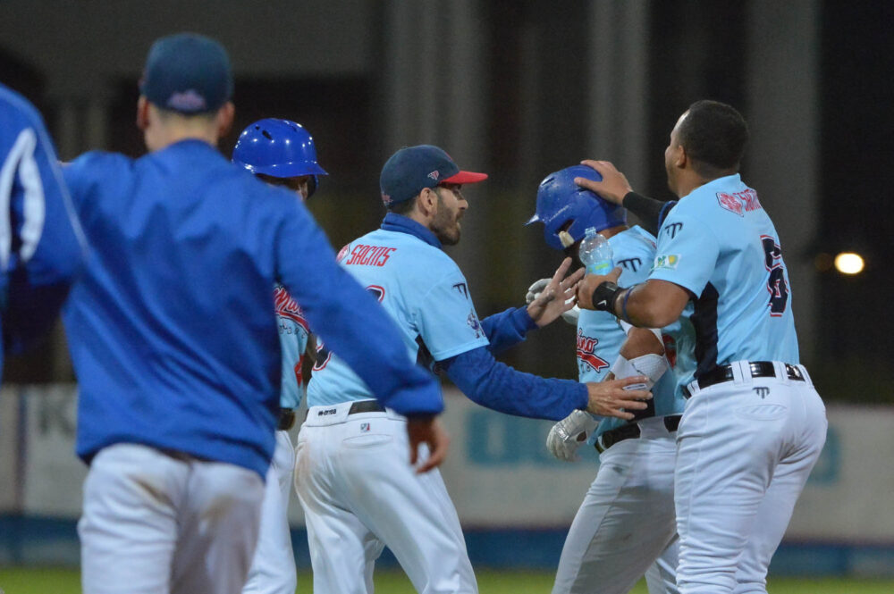 Baseball, San Marino raddoppia nelle semifinali scudetto, Parma pareggia la serie