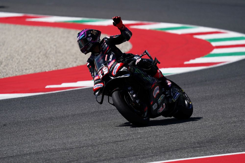 Classifica Mondiale MotoGP 2026: Jorge Martin va a +17 su Ogura. Bezzecchi terzo a -27