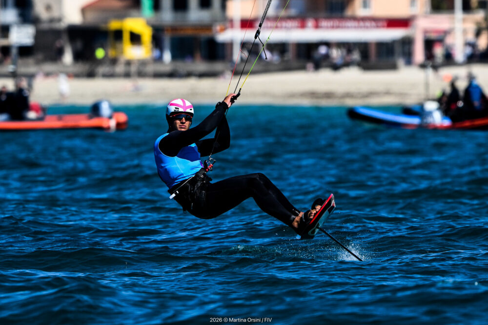 Vela, rimandato l’inizio degli Europei di Formula Kite per vento troppo leggero